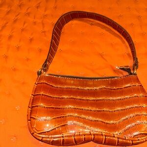 Elegant Brown Crocodile-Embossed Shoulder Bag